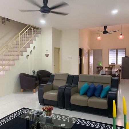 Zillqayyim Homestay Seri Iskandar Exterior foto